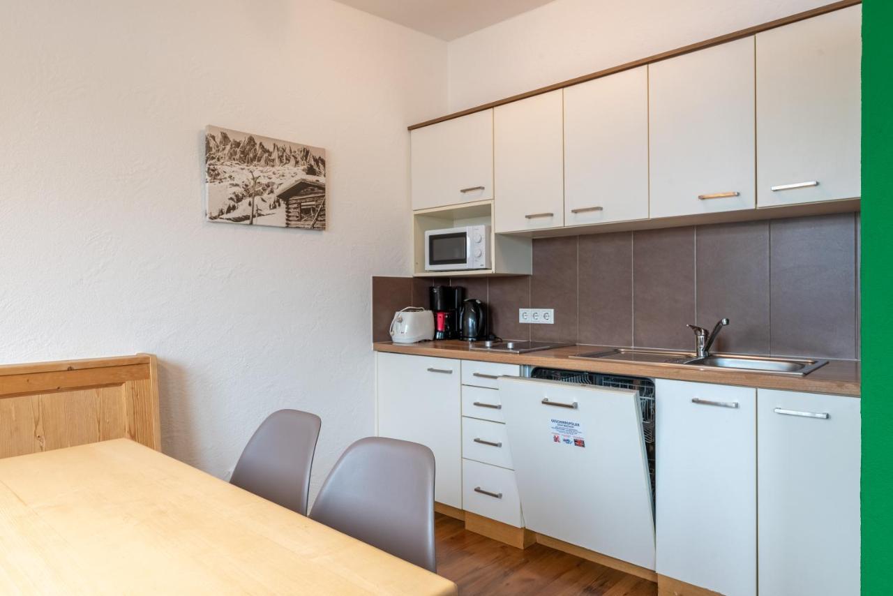 Anblick Appartement With Lake View เซลล์อัมเซ ภายนอก รูปภาพ